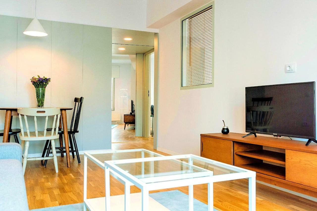 Old Town Riverview Apartment Boekarest Buitenkant foto